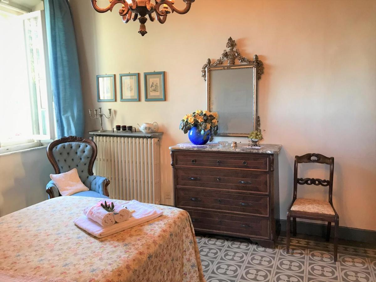 Villa Carlotta Con Piscina Лари Экстерьер фото
