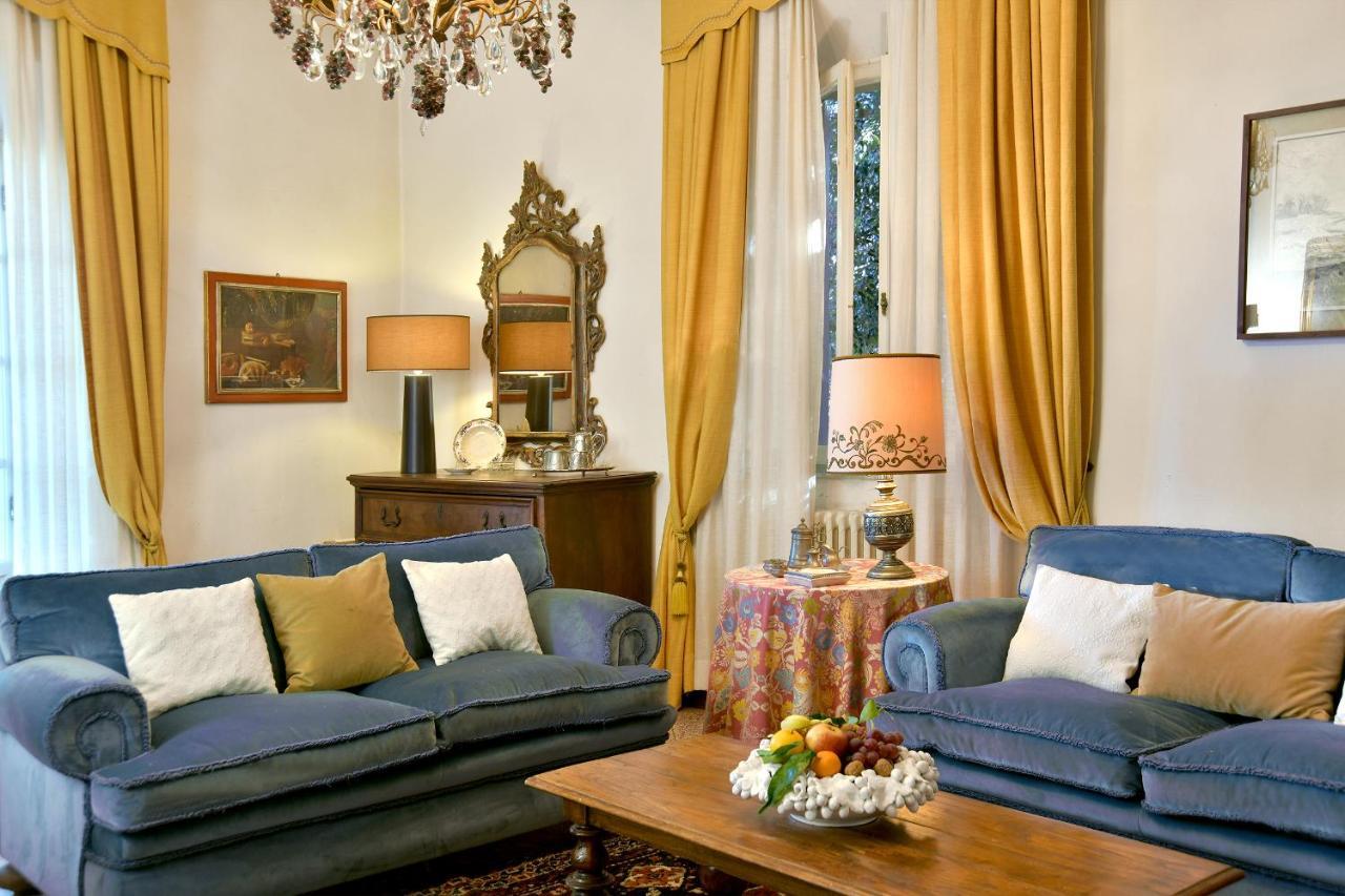 Villa Carlotta Con Piscina Лари Экстерьер фото