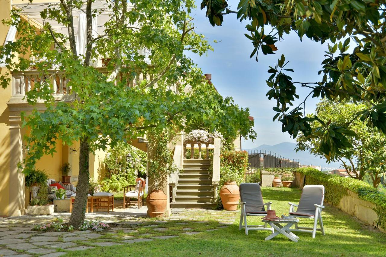 Villa Carlotta Con Piscina Лари Экстерьер фото