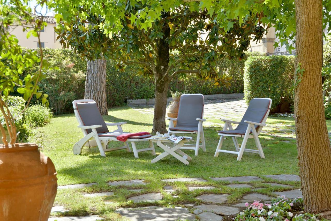 Villa Carlotta Con Piscina Лари Экстерьер фото