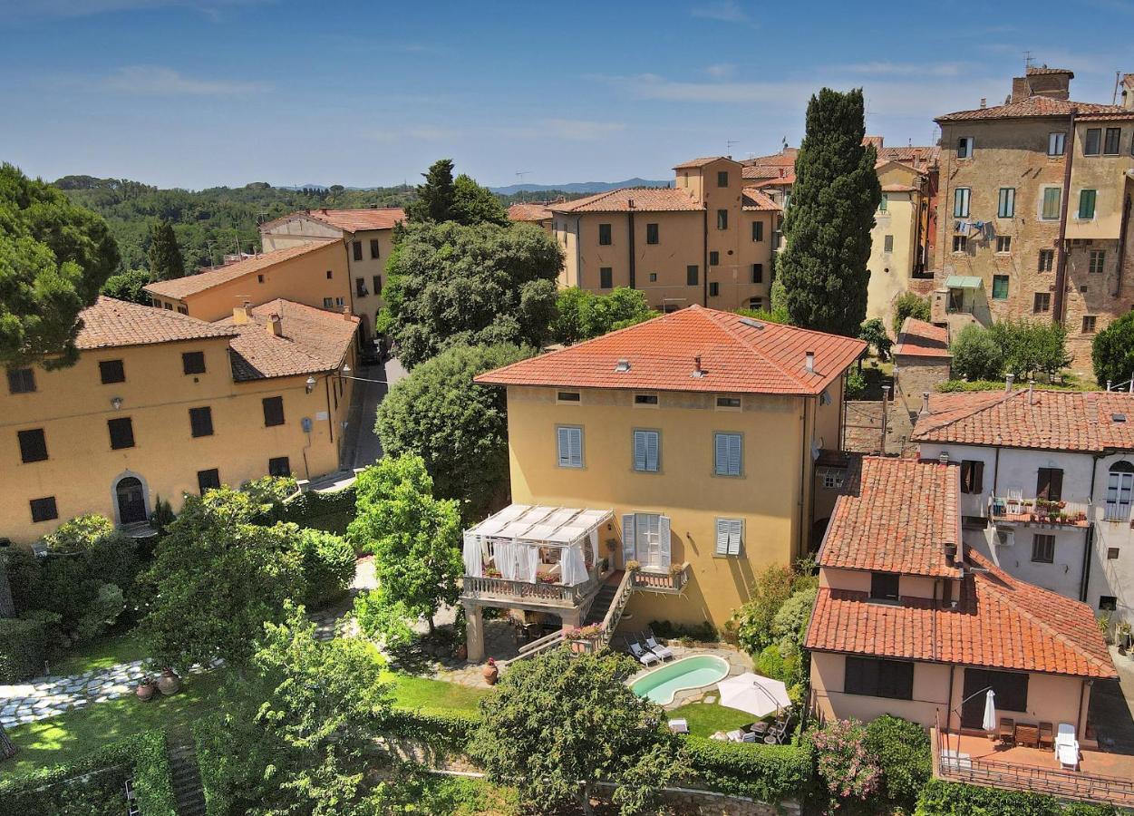 Villa Carlotta Con Piscina Лари Экстерьер фото